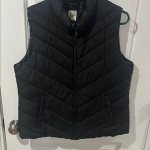 GAP Black Quilted Vest